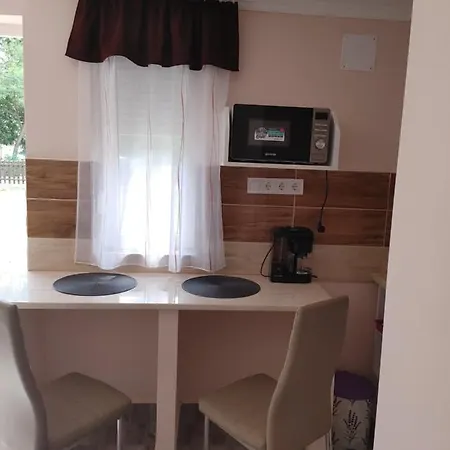 Ezuestfenyo Vendeghaz Sárospatak