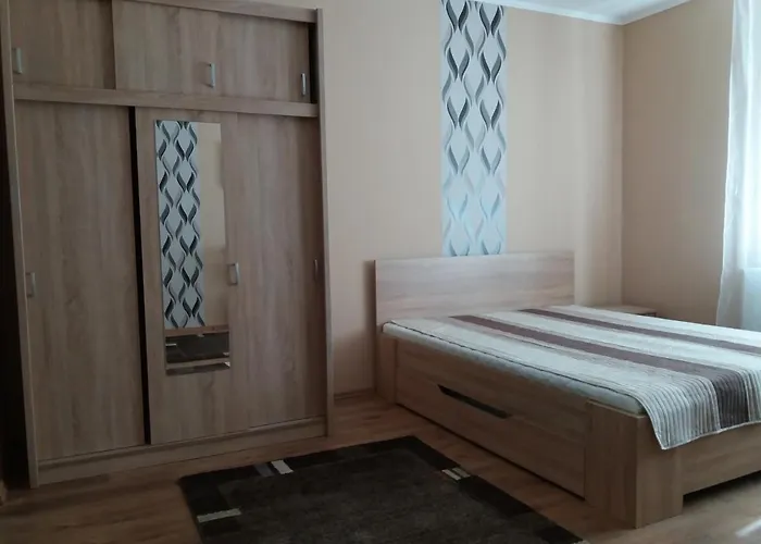 Gasthof Ezuestfenyo Vendeghaz 3*