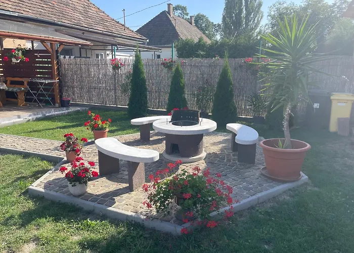 Ezuestfenyo Vendeghaz 3* Sárospatak
